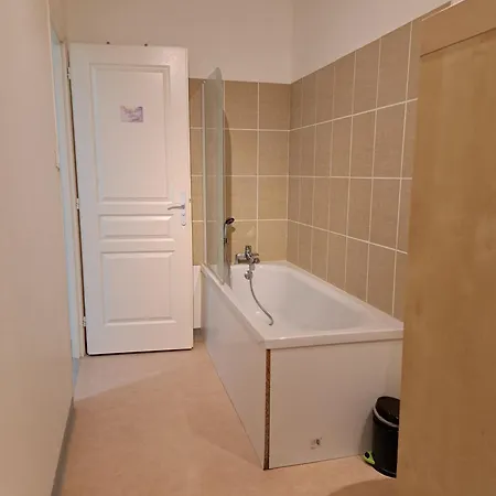 Apartment Proche Centre Et Sur Les Remparts Langres